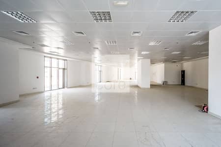 Ideal Location | Fitted Retail Space Ideal Location | Fitted Retail Space