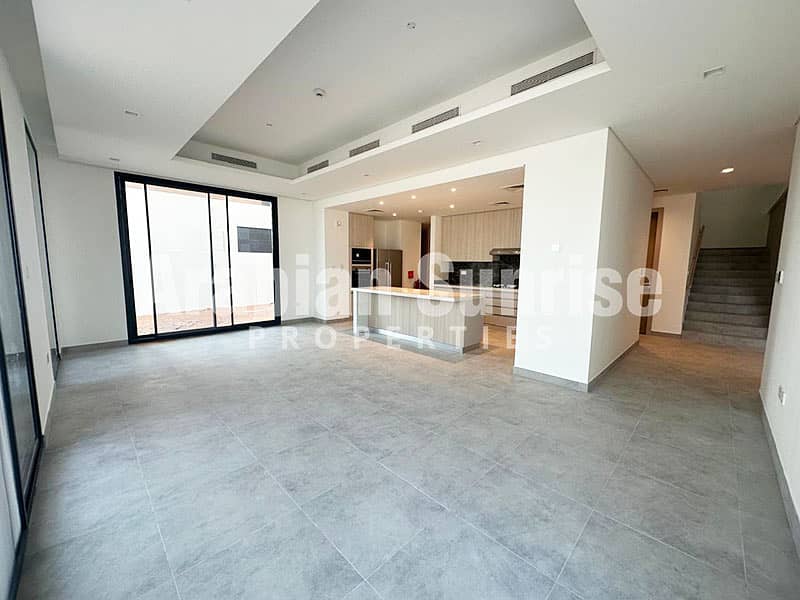 2 The-Dunes-V-114-5BR-Living. jpg