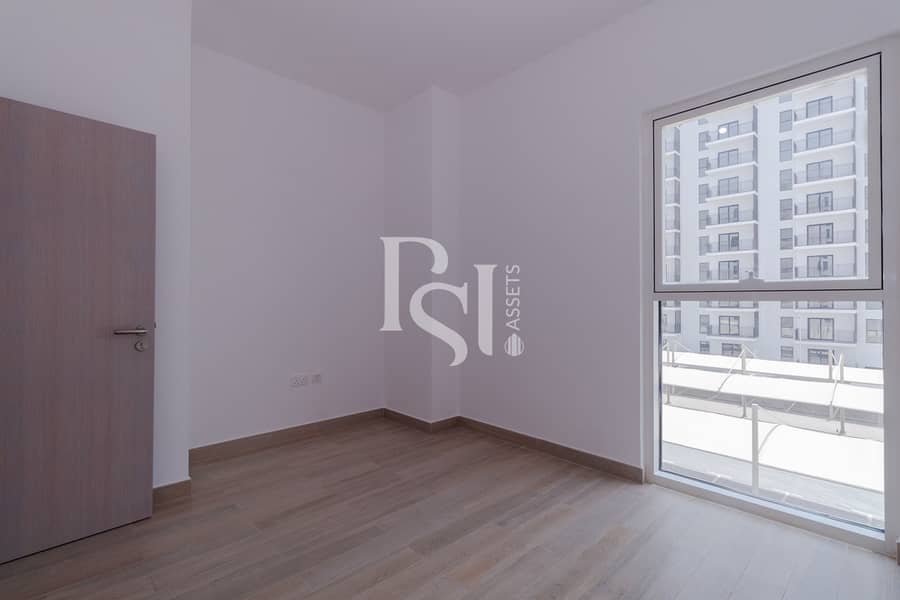 7 building-5-waters-edge-yas-island-abu-dhabi-bedroom (3). JPG