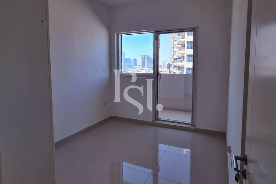 6 3BRM-Unit-2107-Apartment-Marina-Bay-Damac-Al-Reem-Island (14). jpg