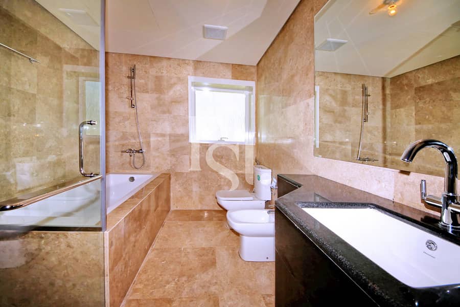 9 2BRM-Apt-Type-G-Ocean-Terrace-Marina-Square-Al-Reem-Island-Abu-Dhabi-UAE (13). jpg