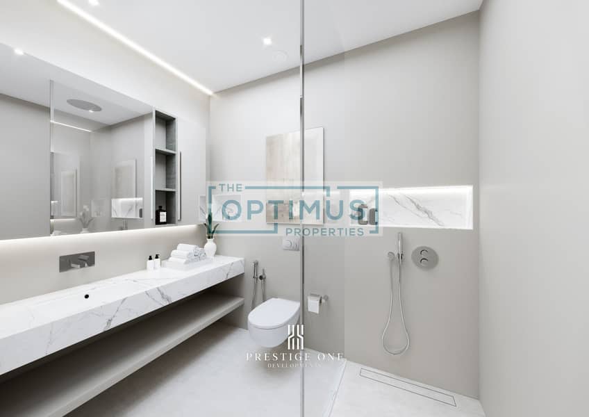 16 Bathroom. jpg
