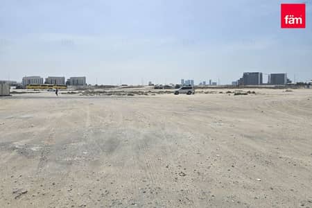 Plot for Sale in Al Jaddaf, Dubai - Square shape / G14 / Convertible to freehold