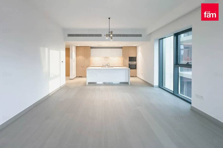 Burj Khalifa View | Brand new | Luxury facilities Burj Khalifa View | Brand new | Luxury facilities