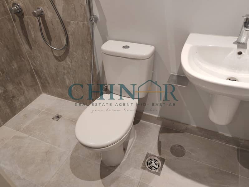 17 db686172-9ed5-43ba-9e74-1addd63aeeef. jpg