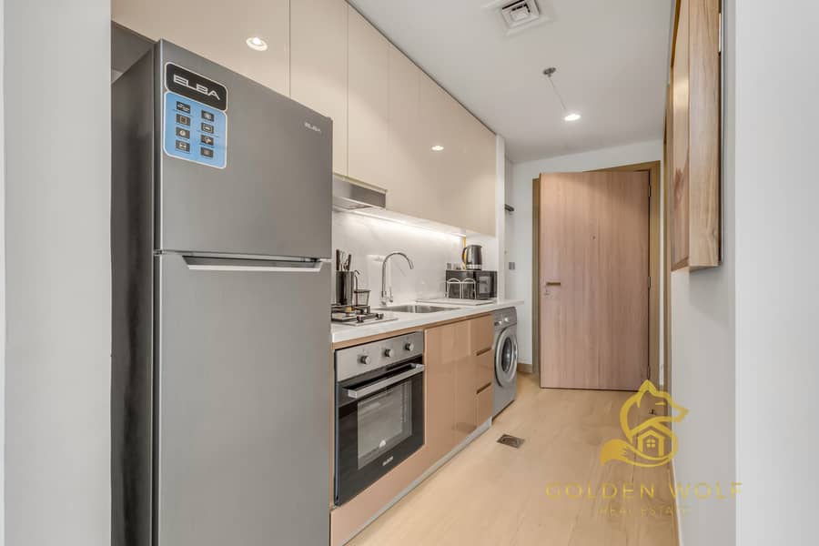 15 7ST01756. jpg