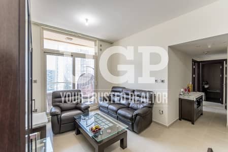 Fully Furnished 2BR apt with 2 Parking Space Fully Furnished 2BR apt with 2 Parking Space