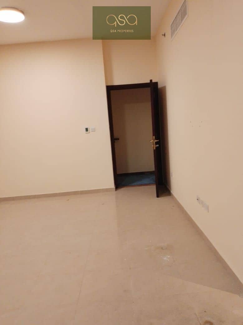 7 0bf8519c-294d-49a8-8368-80730beba1b0. jpg