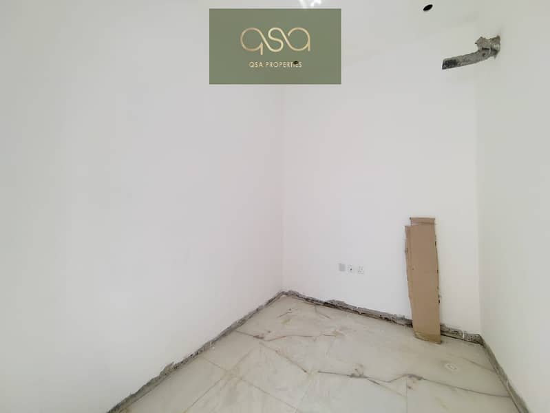 7 cca5570d-3521-4553-8ce8-7be428572175. jpg