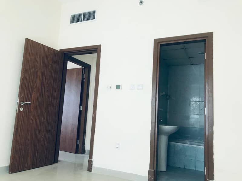 12 Two-Bedroom-Flat-With-Parking-Pearl-Ajman (16). jpeg