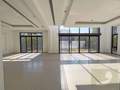 Huge Plot | prime location | Luxury Living
