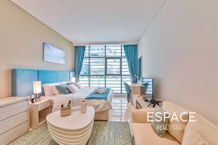 Studio for Rent in Palm Jumeirah, Dubai - Rooftop Pool | Beach Access | West Beach Studio for Rent in Palm Jumeirah, Dubai - Rooftop Pool | Beach Access | West Beach