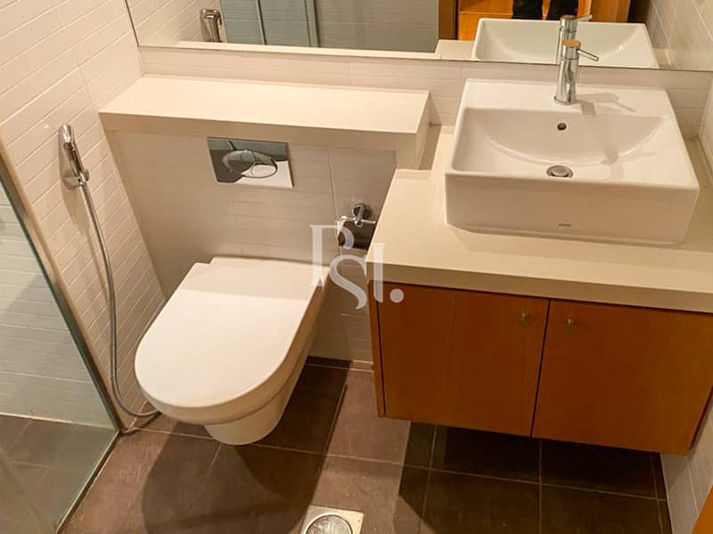 10 Al-Raha-Beach-Al-Muneera-Abu-Dhabi-bathroom3. jpg