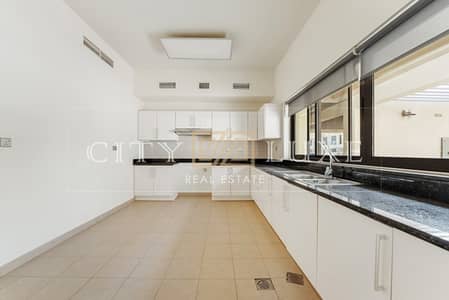 4 Bedroom Townhouse for Sale in Meydan City, Dubai - Corner Unit | Large Plot | All Beds Ensuite