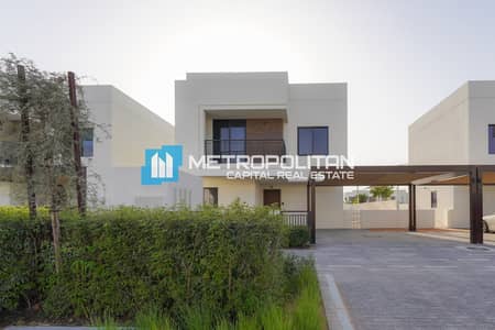 4 Bedroom Villa for Sale in Yas Island, Abu Dhabi - Single Row 4BR+M | Facing Park | Prime Location