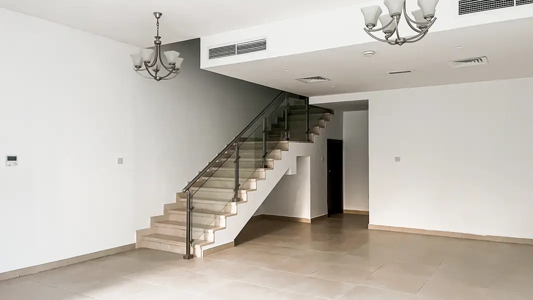 ***SALE ****| Luxurious 3-BR Townhouse | Yellow Villa | Best Price image 6