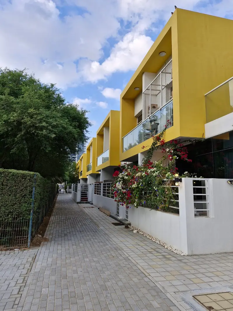 ***SALE ****| Luxurious 3-BR Townhouse | Yellow Villa | Best Price image 14