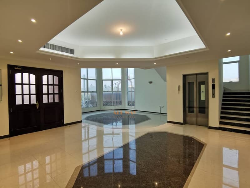 Beautiful Structure | 5 Masters Bhk Villa With Private Swimming Pool!!