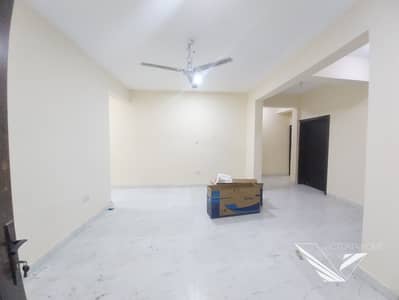 Spacious!5bedroom villa big hall inside spilt ac inside parking central gas al ghafiya sharjah
