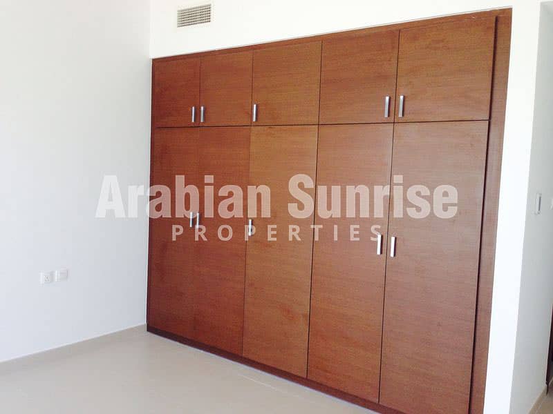 5 Gate Tower 2- 5808- 2BR+1-1499sqft- BIW. jpg