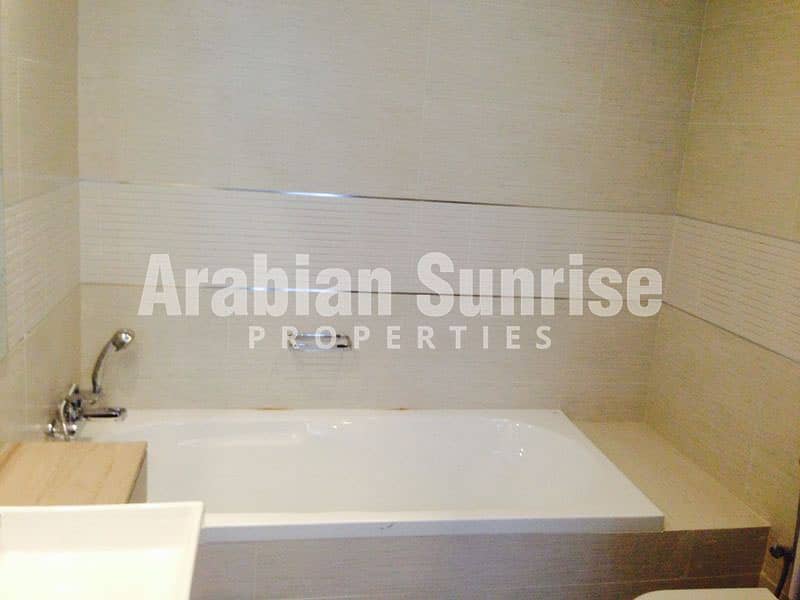 6 Gate Tower 2- 5808- 2BR+1-1499sqft- Bathroom. jpg