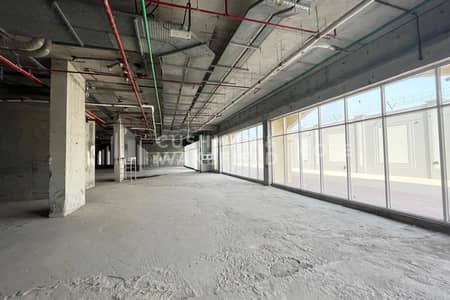 Shop for Rent in Rawdhat Abu Dhabi, Abu Dhabi - Shell & Core | Retail Unit | Prime Location