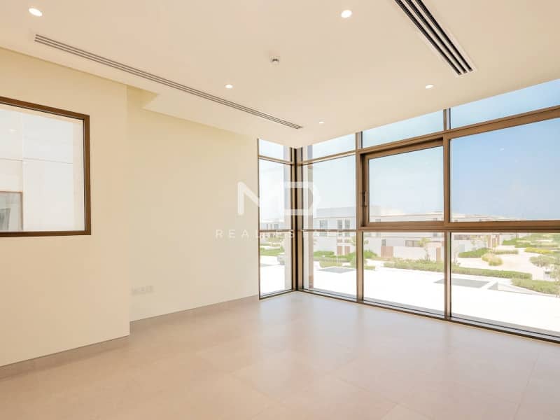 位于阿尔朱拜勒岛,Nad Al Dhabi 4 卧室的别墅 6800000 AED - 11032626 位于阿尔朱拜勒岛,Nad Al Dhabi 4 卧室的别墅 6800000 AED - 11032626