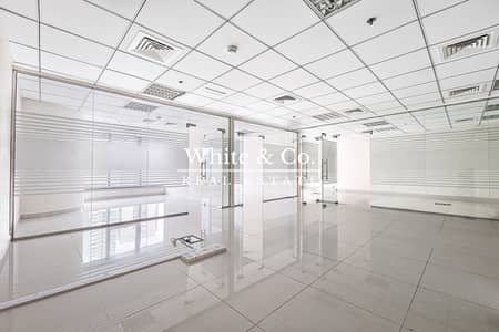 Office for Rent in Jumeirah Lake Towers (JLT), Dubai - Vacant | Glass partitions | Lake Views