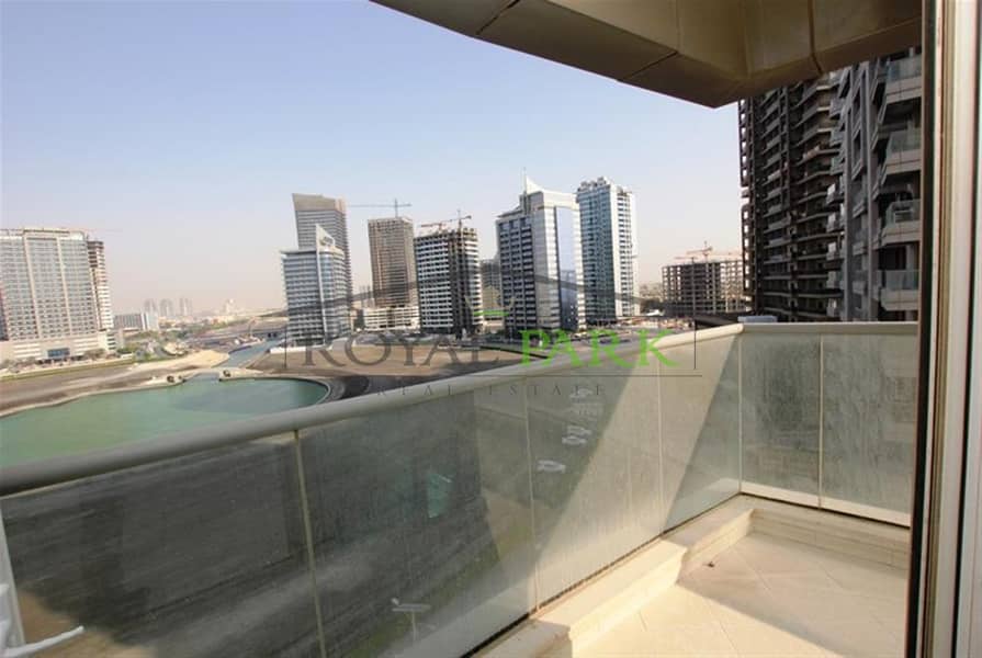 1 BR + Balcony+laundry in Hub Canal 1