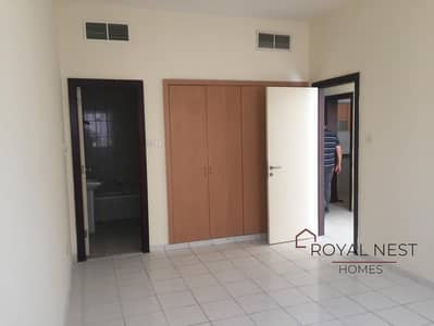 Studio for Rent in International City, Dubai - emr8. jpg