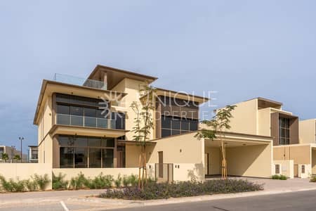5 Bedroom Villa for Rent in Dubai Hills Estate, Dubai - Huge Rooftop Terrace | Big Backyard | 5 BR + Maids