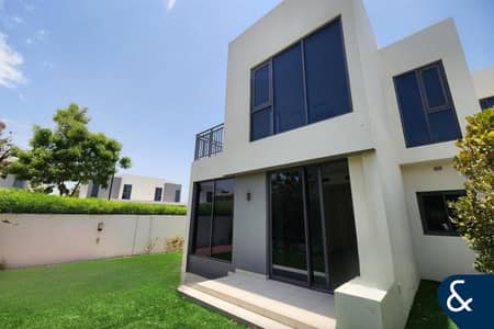 4 Bedroom Villa for Sale in Dubai Hills Estate, Dubai - Family Community | Four Bedrooms | Corner