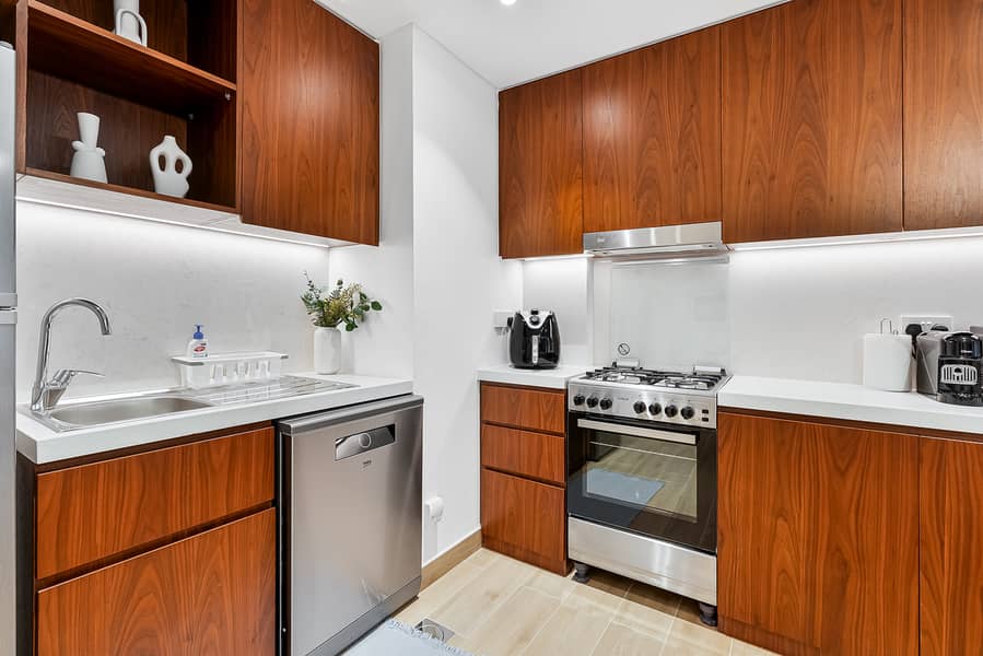 4 Kitchen photo 3. jpg