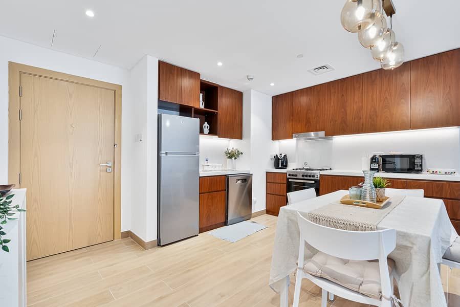 11 Kitchen. jpg