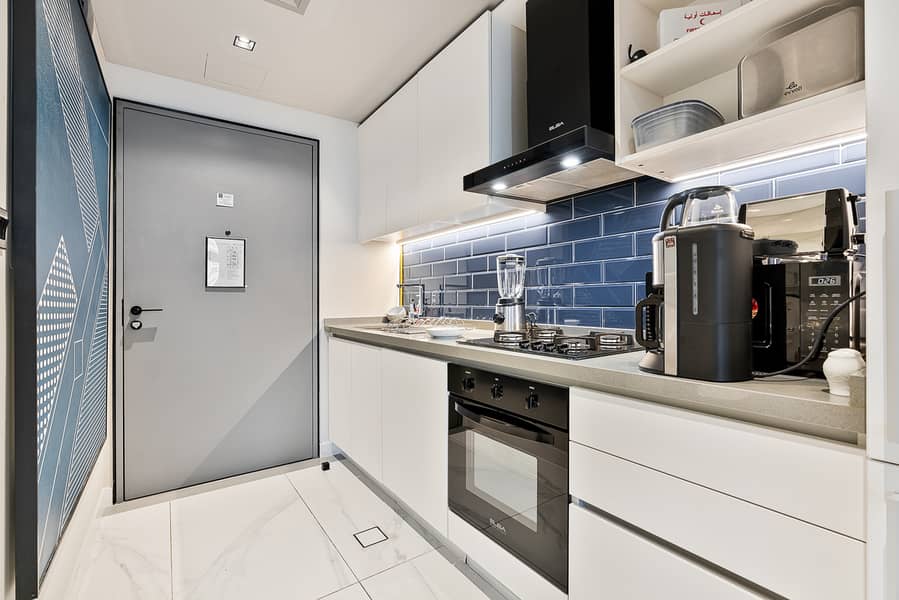 4 Kitchen. jpg