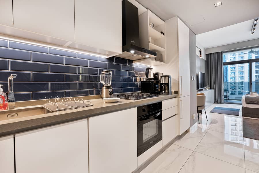 9 Kitchen photo 2. jpg
