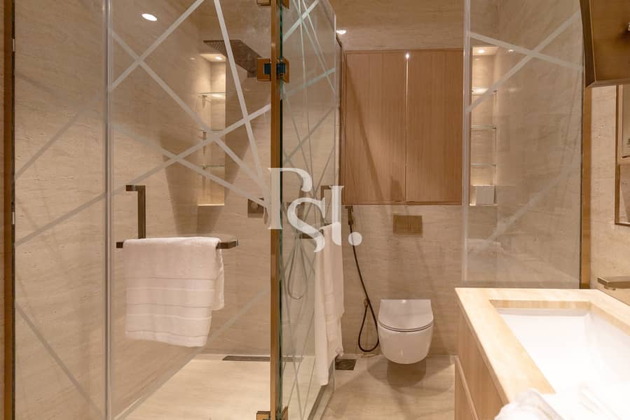 11 Reem-one-shams-abu-dhabi-al-reem-island-bathroom (1). jpg