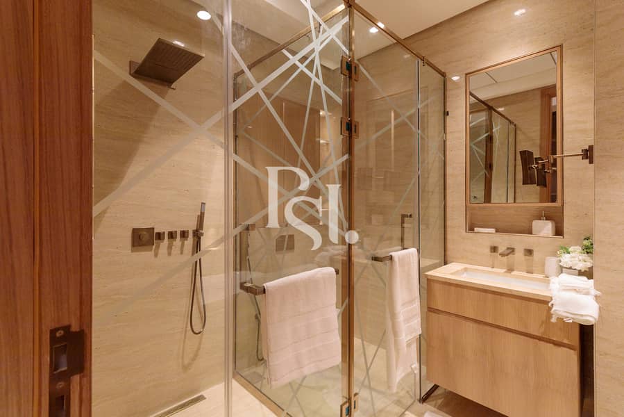 12 Reem-one-shams-abu-dhabi-al-reem-island-bathroom (2). jpg