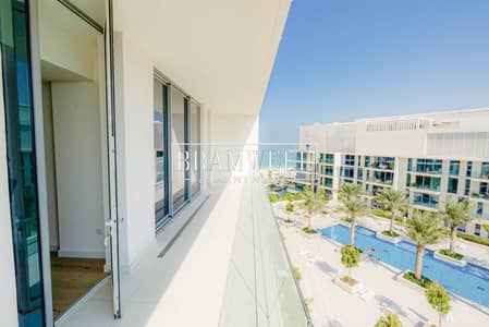 2 Bedroom Flat for Sale in Saadiyat Island, Abu Dhabi - Great Location| Partial Sea View| Beach Living!