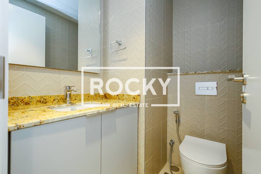 10 JVC007 - Apartment-3069. jpg