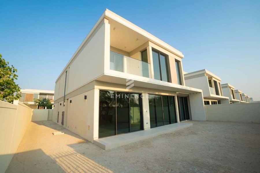Single Row | Near Pool | Ready To Move Single Row | Near Pool | Ready To Move