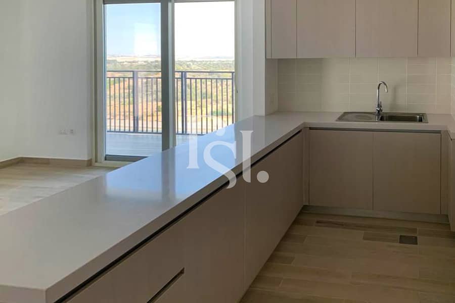 2 3BRM-Plus-Maid-Waters-Edge-Yas-Island-BUA-1515-SQFT-Abu-Dhabi-UAE (24). jpg
