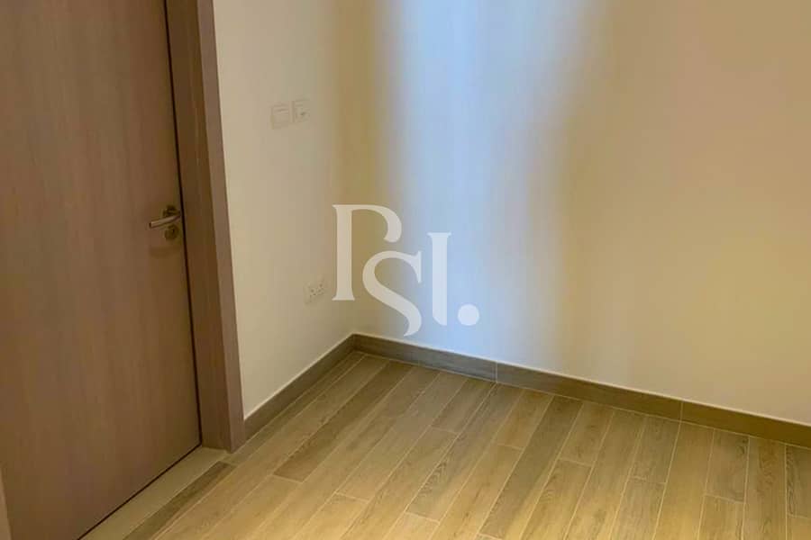 5 3BRM-Plus-Maid-Waters-Edge-Yas-Island-BUA-1515-SQFT-Abu-Dhabi-UAE (4). jpg