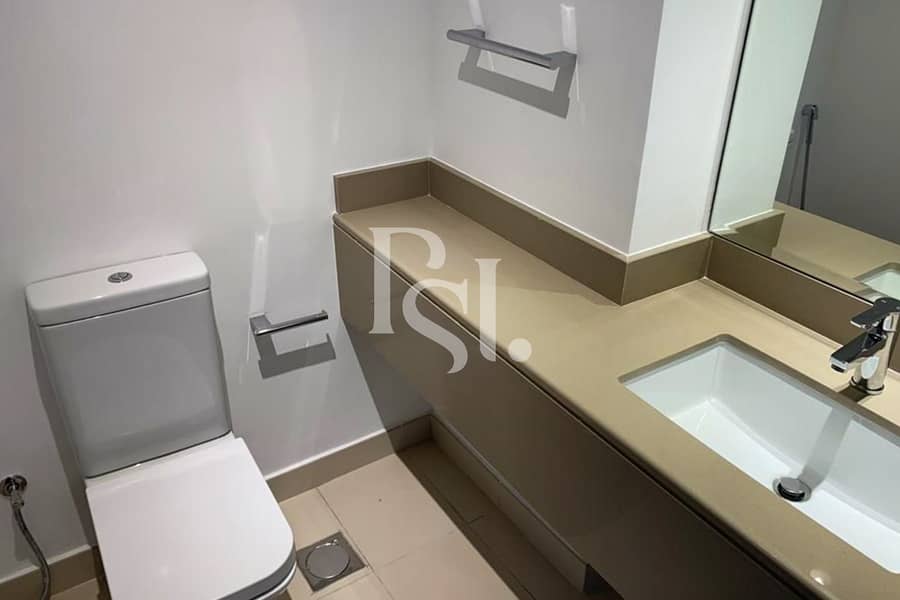 10 3BRM-Plus-Maid-Waters-Edge-Yas-Island-BUA-1515-SQFT-Abu-Dhabi-UAE (8). jpg