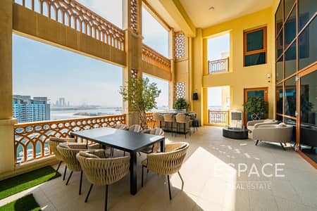 4 Bedroom Apartment for Sale in Palm Jumeirah, Dubai - Fully Upgraded Duplex | Full Sea views | Penthouse