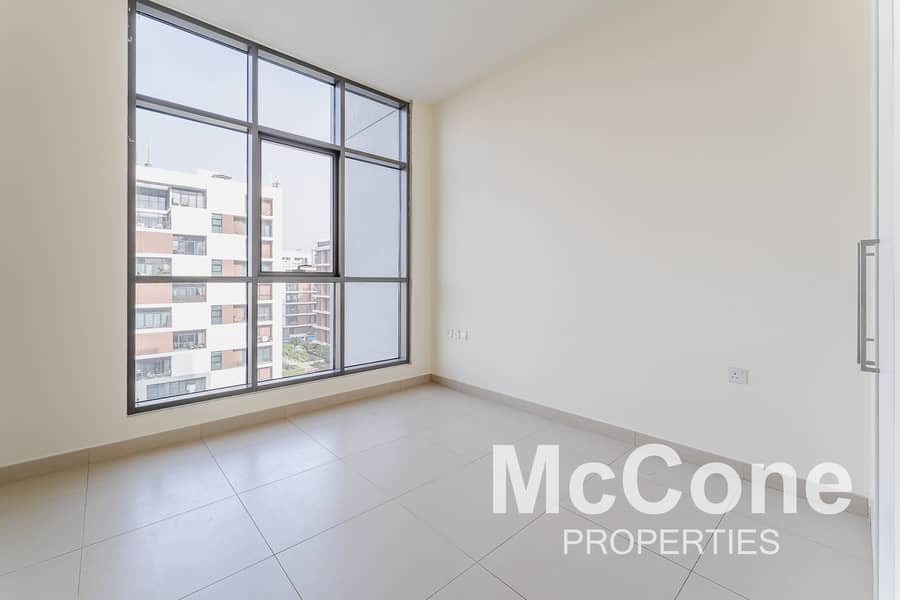 Spacious Apartment | Mid Floor | Fitted Kitchen