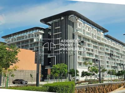 2 Bedroom Apartment for Sale in Masdar City, Abu Dhabi - Hot Deal | Own Jacuzzi | Modern Design | High ROI