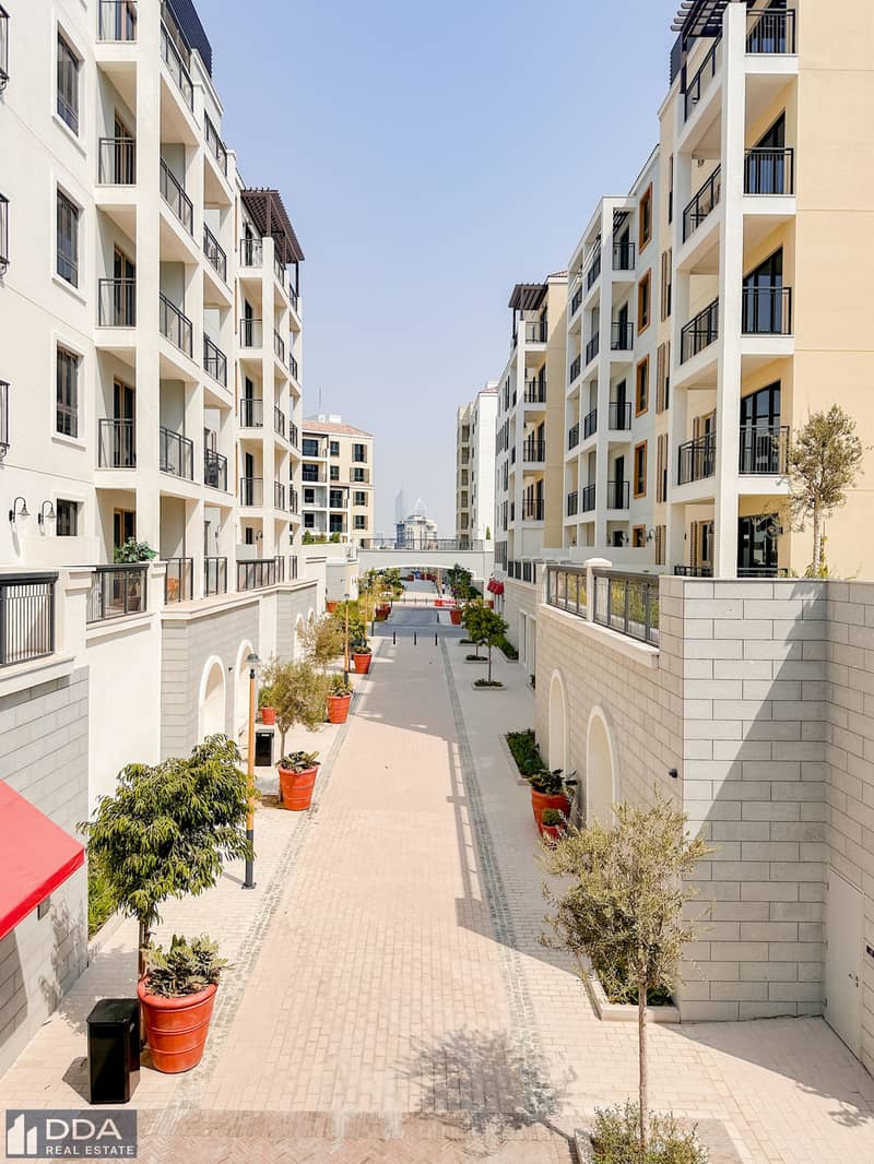 22 LaRive-97. jpg