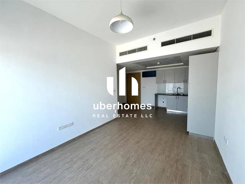 Chiller Free | Near Metro | Community View Chiller Free | Near Metro | Community View