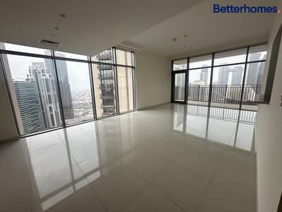 2 Bedroom Flat for Rent in Downtown Dubai, Dubai - 2 Bed Unfurnished | High Floor | Well-Maintained